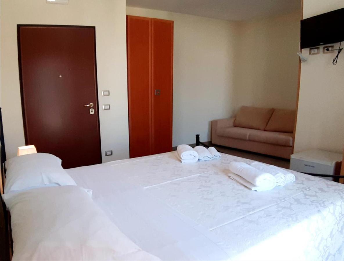 Domus Salentina Bed & Breakfast Leverano Exterior foto