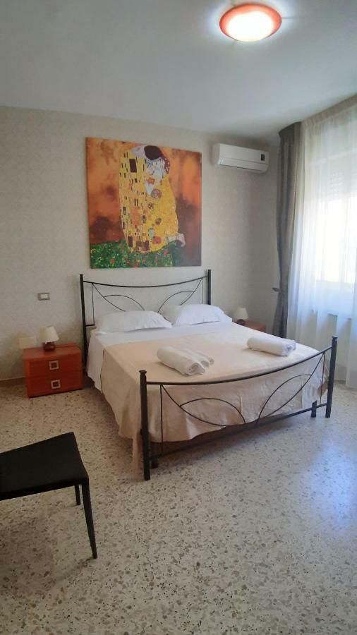 Domus Salentina Bed & Breakfast Leverano Exterior foto